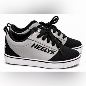 Heelys Pro 20 Canvas Shoes with wheels Preppy Casual Teen